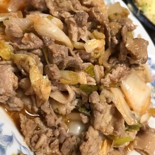 白菜キムチと白ネギで豚キムチ